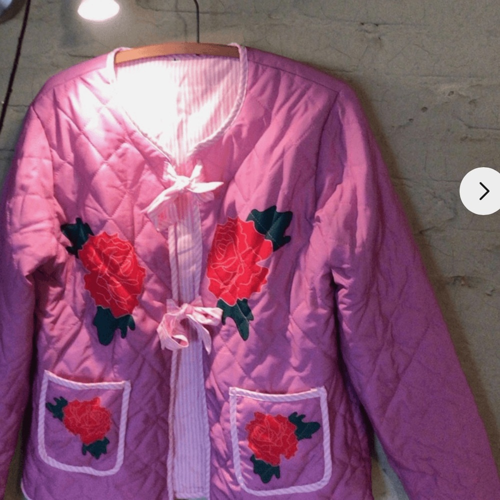 NEW❤️🩷❤️! Boho Roses quilted jacket - Picture 3 of 7